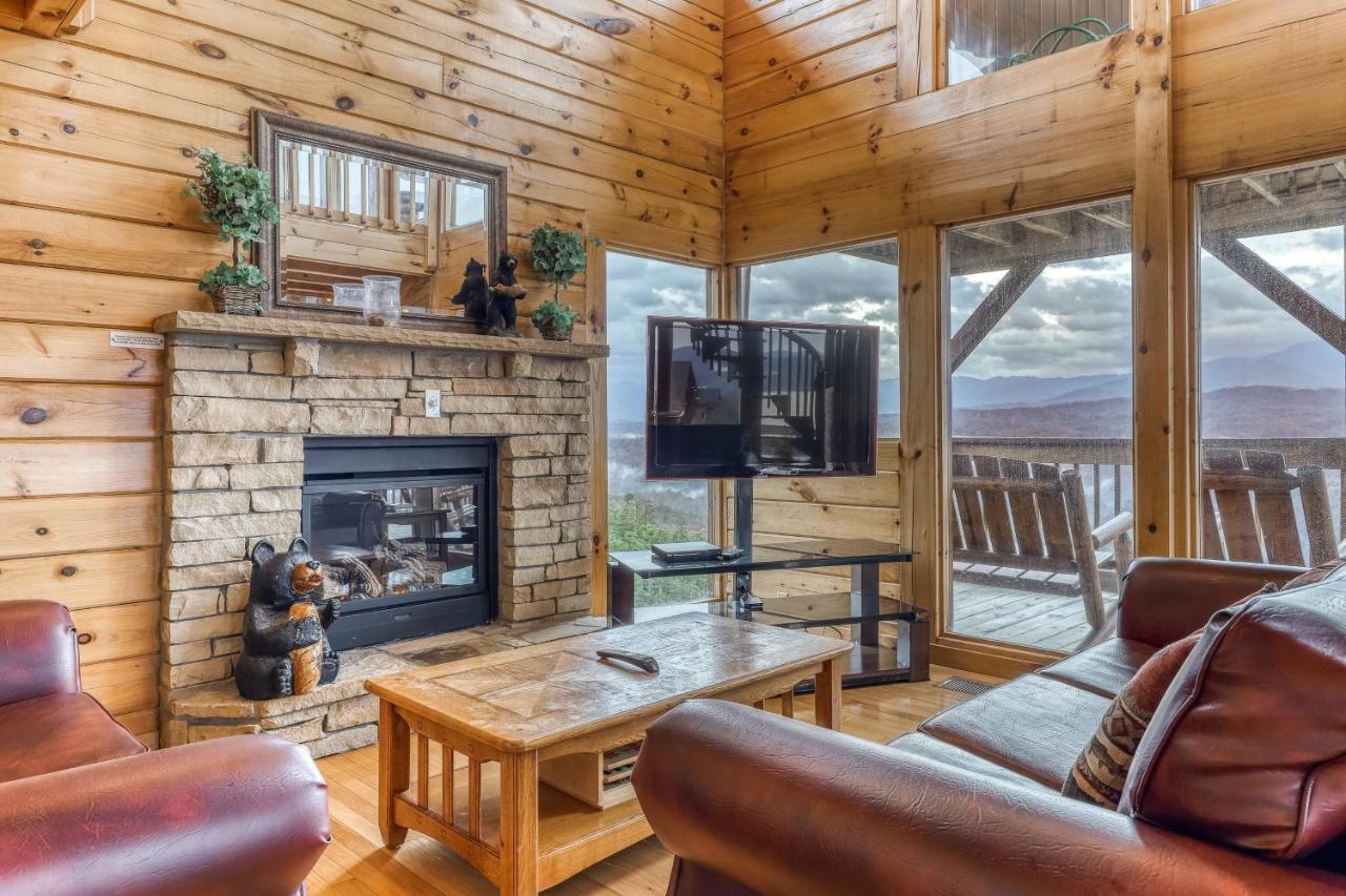 Amidst The Beauty Villa Pigeon Forge Bagian luar foto